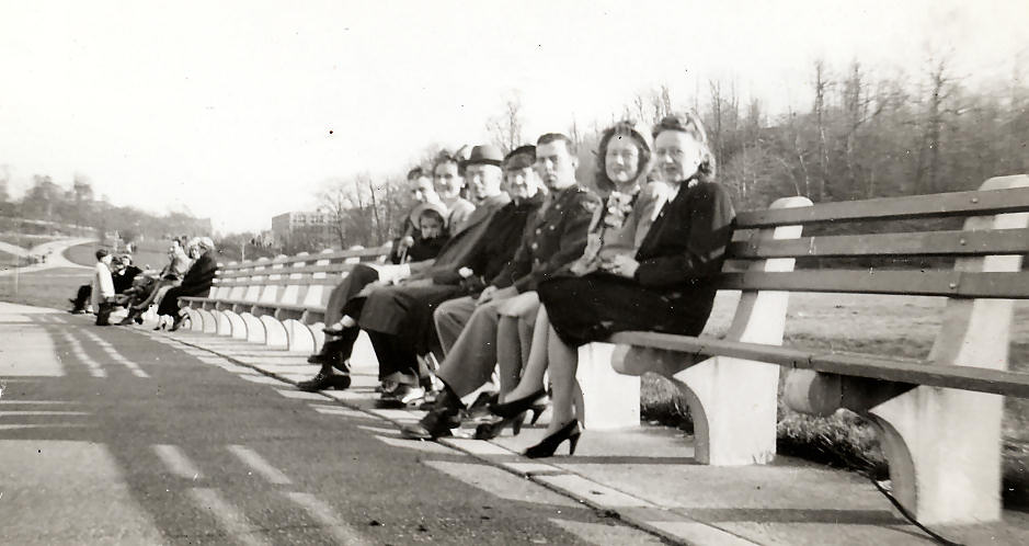 Lewis Davids, Ruth Davids, Janet Davids, Grandpa and Grandma Davids, Fullers, Pearl Davids, Inwood Park, New York City, 1946 